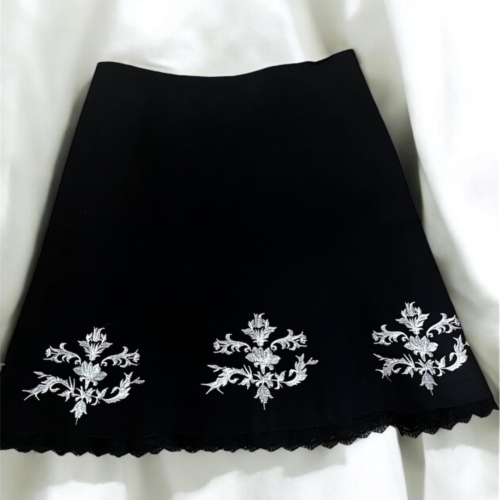RW & Co Black skirt withhh white embroidery at the bottom